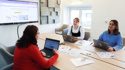 Dirbtinis intelektas prezentacijoms: kaip per valandą parengti aiškų, skaitomą ir vizualiai tvarkingą pristatymą