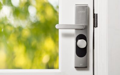Išmanios spynos namuose: kuo jos iš tikrųjų naudingos, kokių klaidų vengti ir kada dar verta rinktis raktą