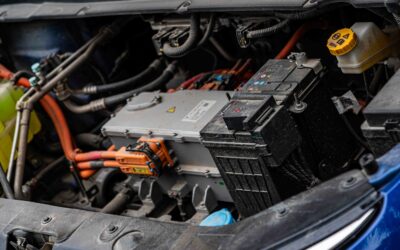 Kietojo kūno baterijos artėja prie rinkos: ką ši technologija žada telefonams, automobiliams ir namų energijai