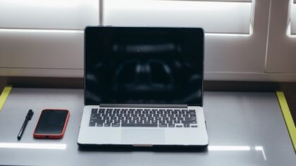 Windows darbalaukio tvarkymas be streso: kaip greitai susikurti patogią ir tvarkingą darbo aplinką