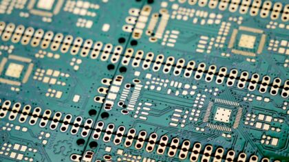 Biologiškai ardomi elektronikos lustai: kaip laikini įrenginiai gali mažinti elektronikos atliekų kalnus
