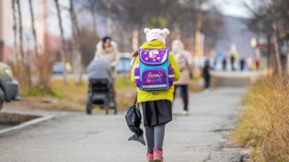 Vaikiški išmanieji laikrodžiai su GPS ir skambinimo funkcija: ką tėvams būtina žinoti prieš perkant
