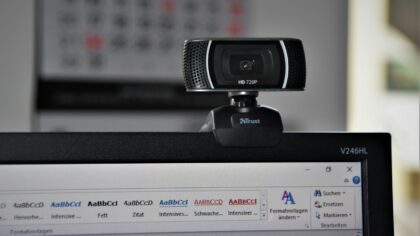 Vaizdo konferencijų įrankiai be galvos skausmo: kaip pasirinkti patikimą programą nuotoliniams susitikimams