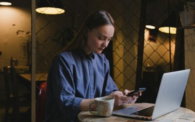 Viešas Wi-Fi ir slapti stebėtojai: kaip protingai naudotis nemokamu internetu kavinėse, oro uostuose ir viešbučiuose